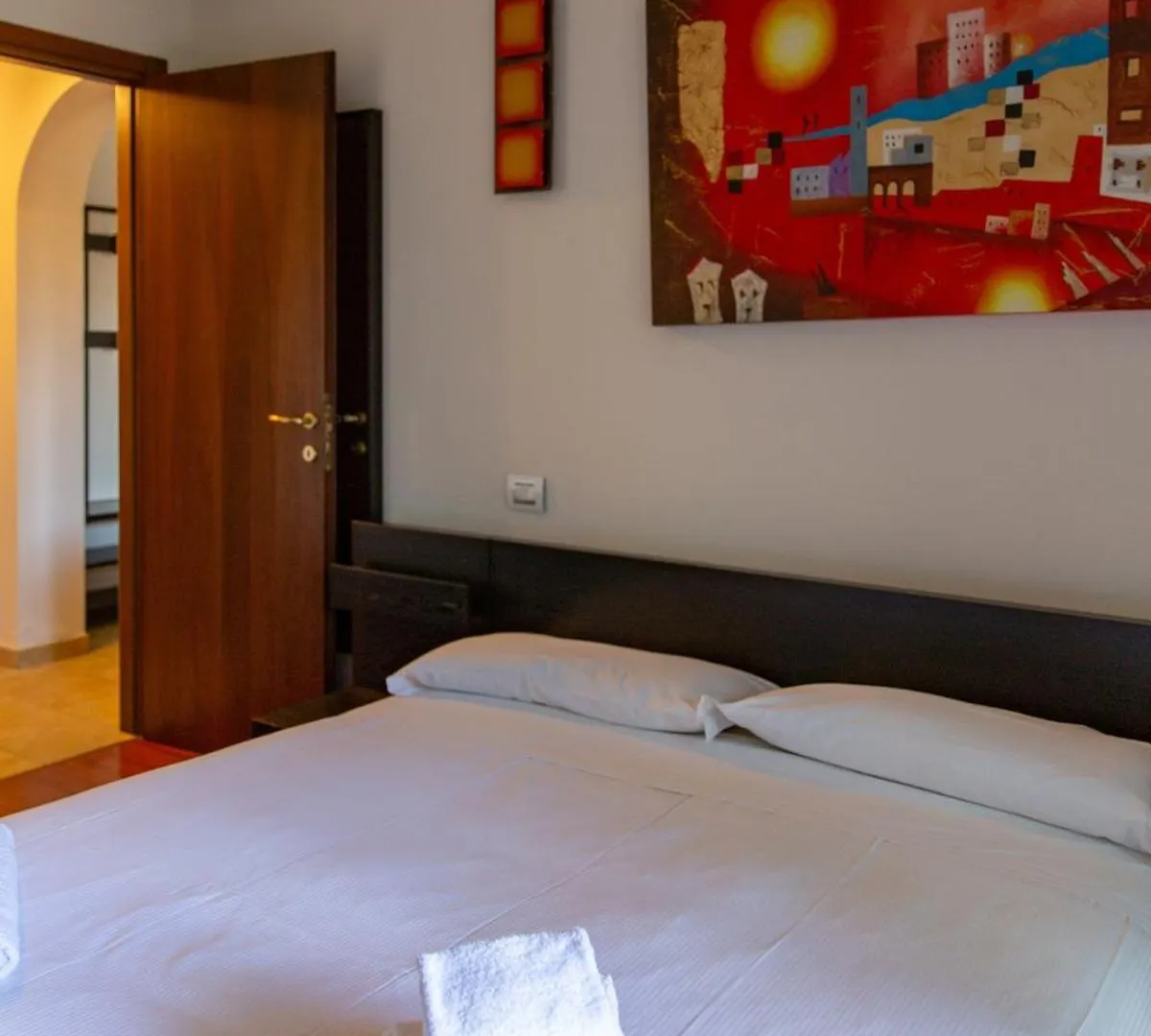 Tranquil & Modern Apartment Outside Ztl Firenze